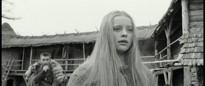 Herečka, Magda Vášáryová, podoba, vnučka, babka